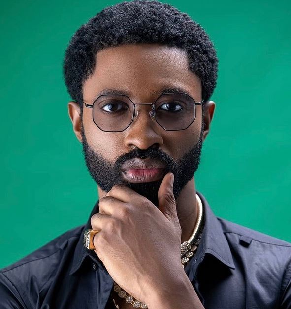 Singer, Ric Hassani Slams Those Who Threaten To Stop Being Fans Of Celebrities