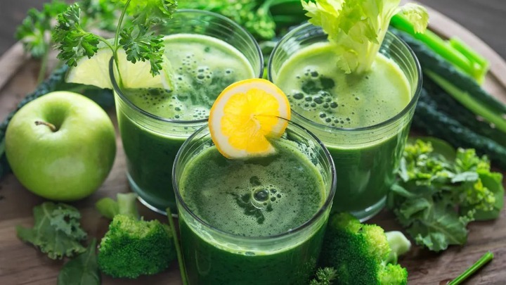 4 Nutritious Green Juices To Drink Regularly To Maintain Healthy Blood Sugar Levels