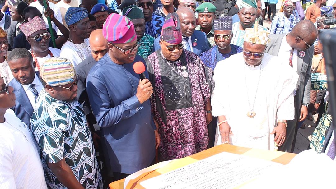 Gov Makinde Endorses Adeleke For Second Term, Commissions Road Projects In Osun